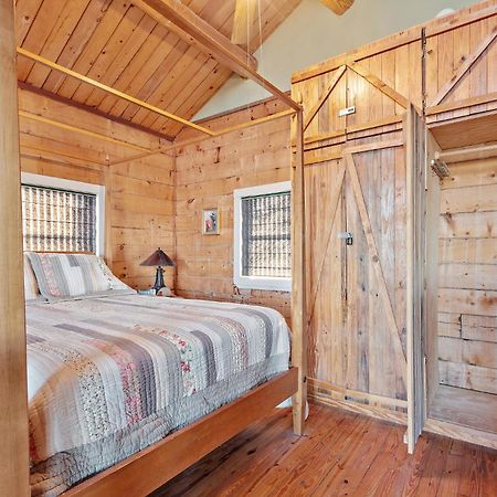 Mighty Oak Log Cabin Fredericksburg Exterior foto
